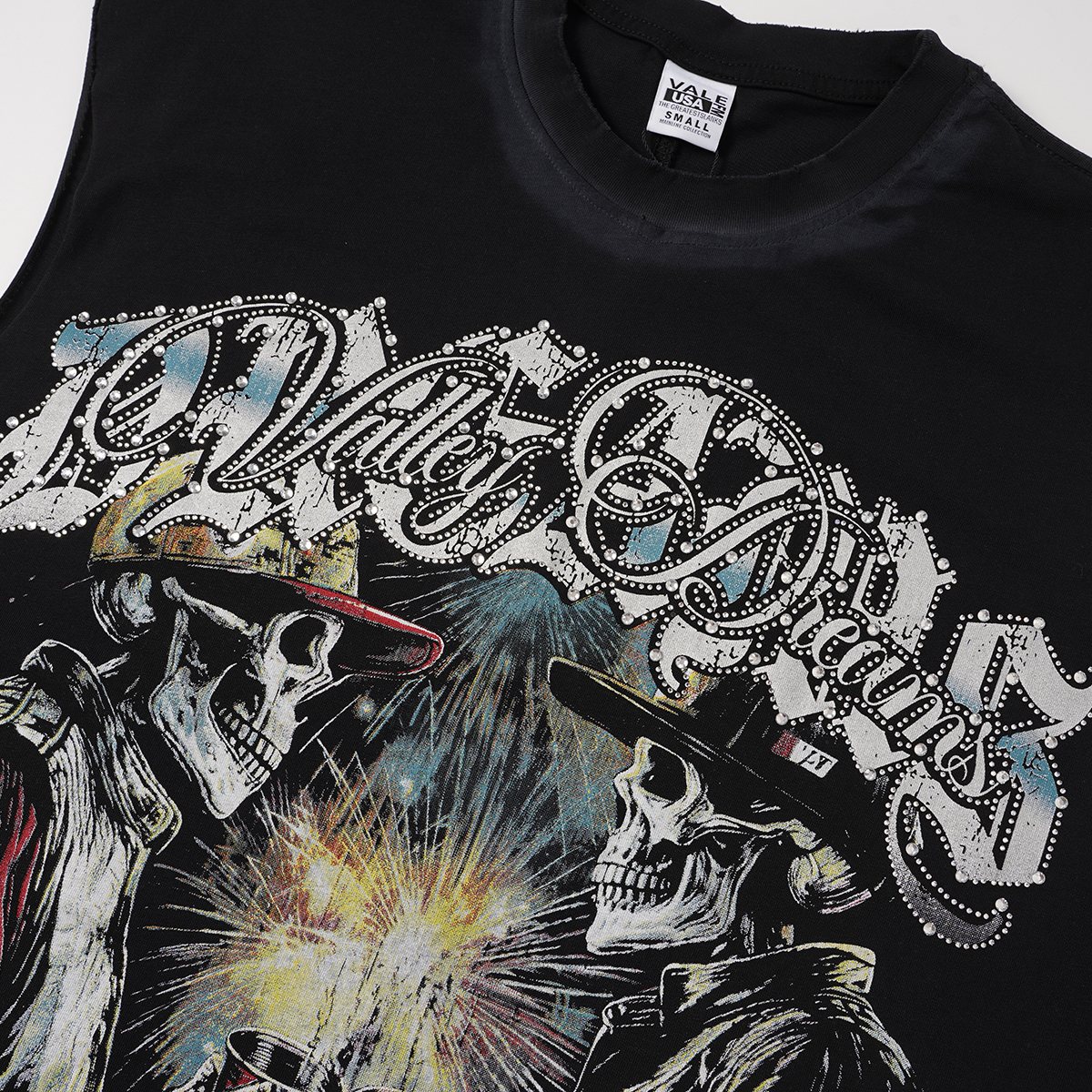 VALLEY Dreams Graphic Sleeveless T-Shirt — detail
