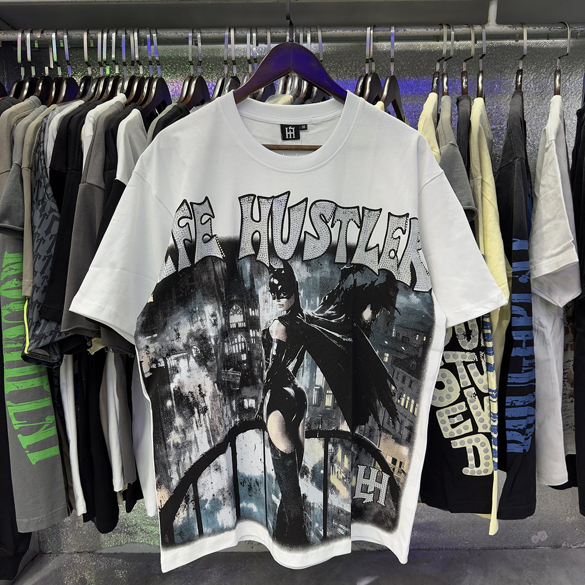 Life Hustlere Cat Women No Days Off Graphic T-Shirt — context
