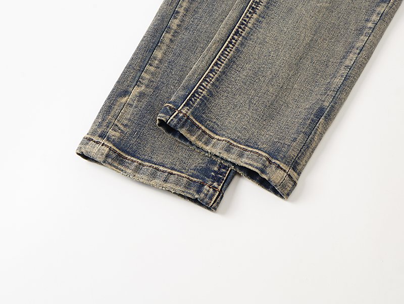 VALABASAS Washed Distressed Blue Jeans with Rear Patch — detail